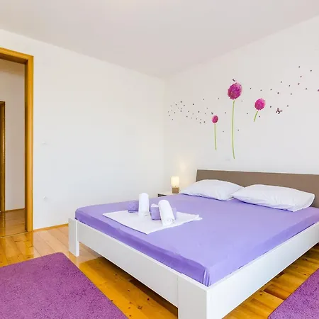 & Ma Din - One Bedroom With Balcony And Sea View * Slano