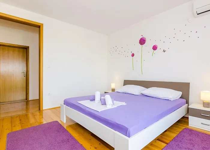 & Ma Din - One Bedroom With Balcony And Sea View * Slano